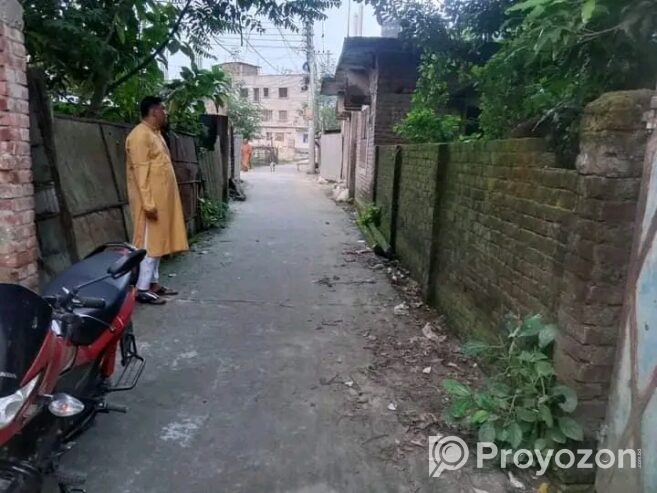 জমি বিক্রয় হবে।
