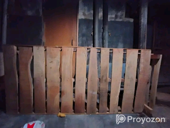একটি সিংগেল বেড বিক্রি হবে ফ্রেশ কন্ডিশন