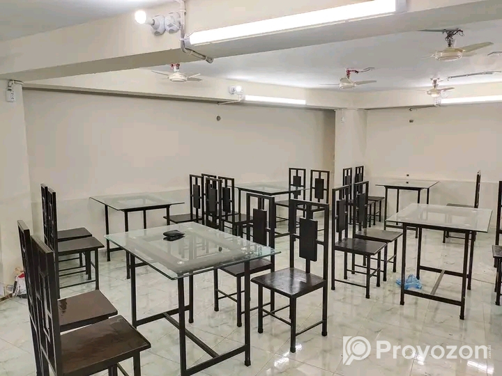 একটি হোটেলের ফুল সেটাপ বিক্রয় করা হবে