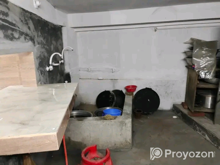 একটি হোটেলের ফুল সেটাপ বিক্রয় করা হবে