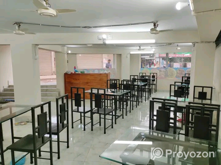 একটি হোটেলের ফুল সেটাপ বিক্রয় করা হবে