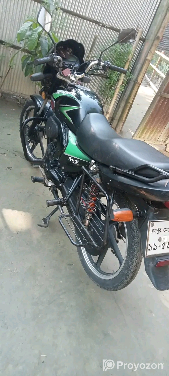 গাড়িটি ফুল ফ্রেশ আছে রংপুর মেট্রো ২০২৩ এর মডেল