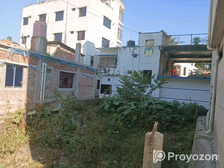 প্লট বিক্রয় হইবে