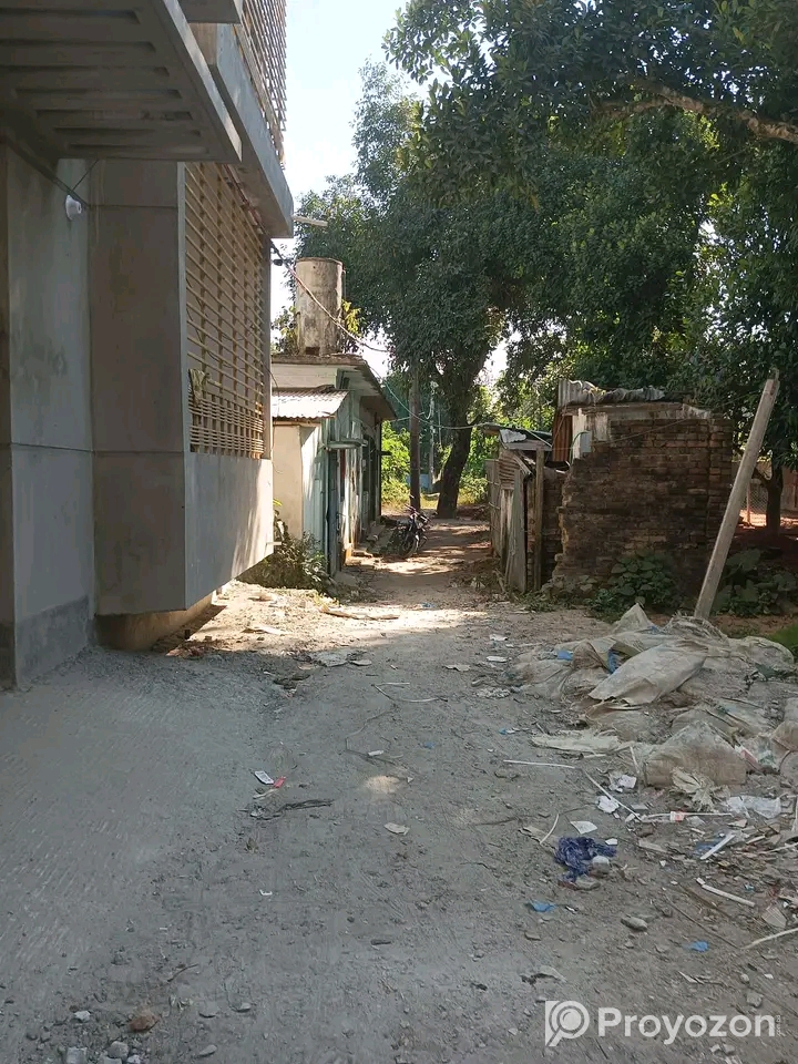 প্লট বিক্রয় হইবে