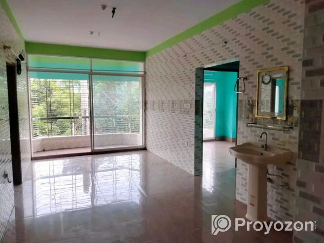 বাসা ভাড়া দেওয়া হবে।( তৃতীয় তলা)