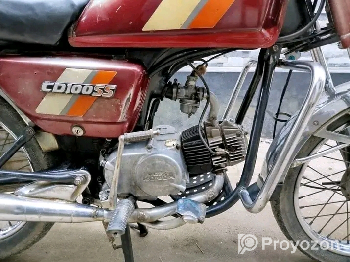 Hero Honda CD-100ss