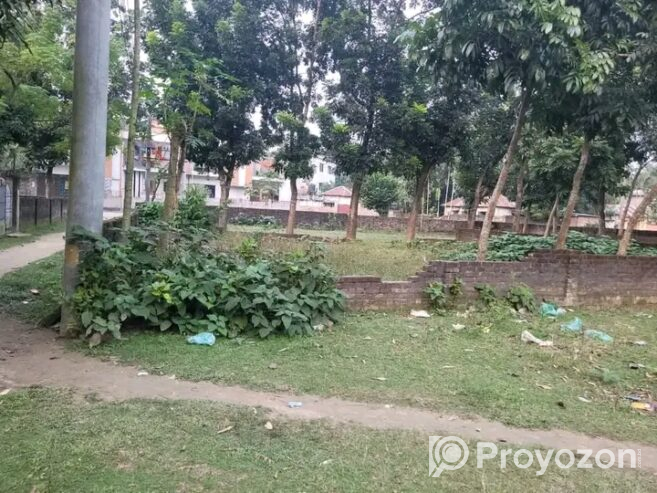 শাহাপাড়ার ৭ শতক জমি বিক্রি করা হবে।