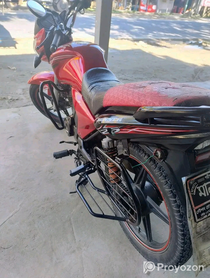 Runner Turbo 125cc Bike