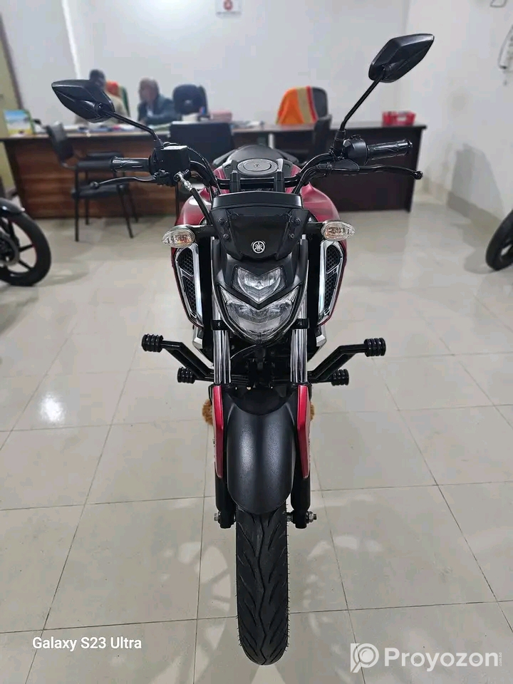 YAMAHA FZS V3 150CC ABS 2024 model.