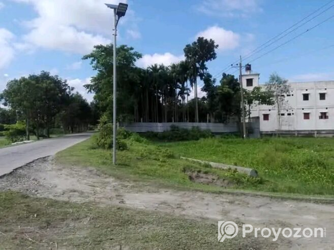 জমি বিক্রি উলিপুরে