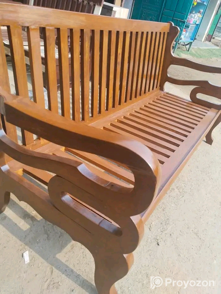 সোফা বিক্রি হবে