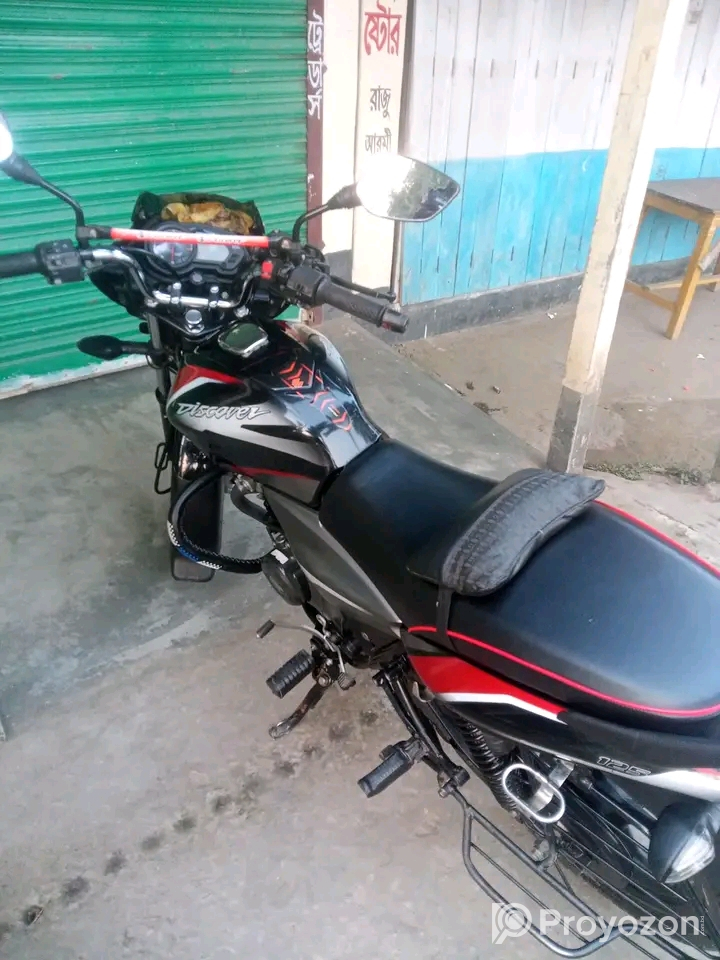 ডিসকভার 125 সিসি মডেল ২১ সের
