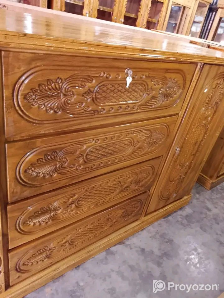 সব বাজেটের ফার্নিচার বিক্রি করা হবে