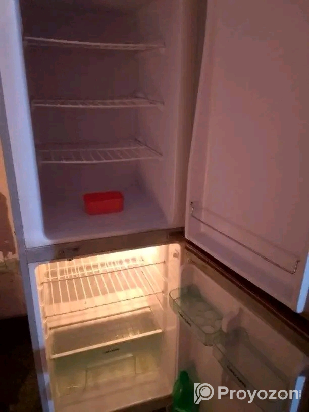 মাইওয়ান(২২০ লিটার) ফ্রিজ বিক্রি করা হবে