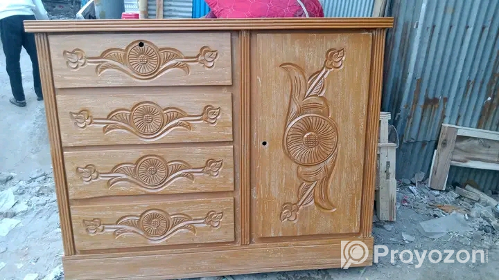 ঘর সাজানোর জন্য উন্নত মানের ফার্নিচার কিনুন