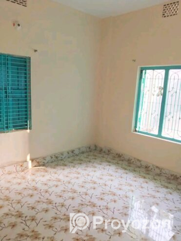 শুধু মুসলিম পরিবারের জন্য নিচতলা ভারা দেওয়া হবে
