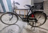 এই সাইকেলটি বিক্রি হবে