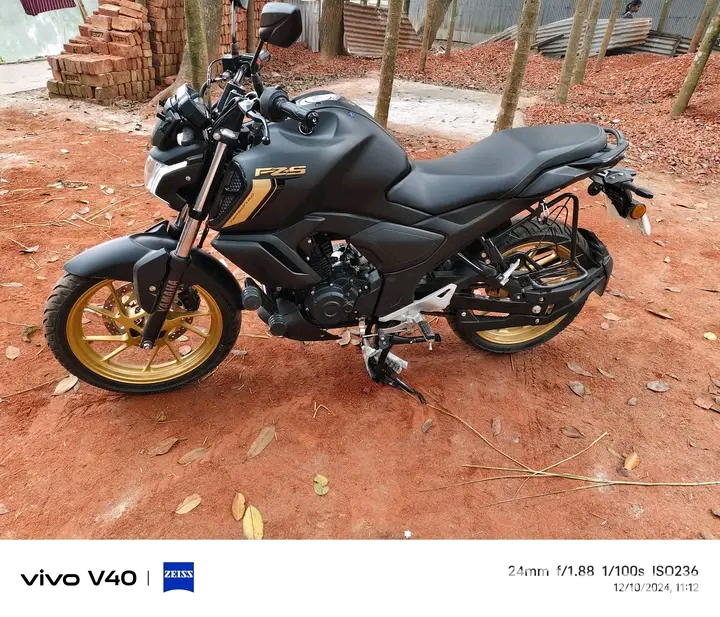 Yamaha Fz s v4 15 Day Used