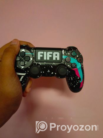 Ps4 12.00 with 2 controllers