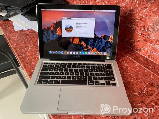 Apple macbook pro core i5 4Gb Ram & SSD 256