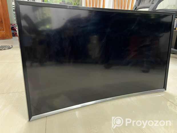 Samsung 81 cm (32 inches) 32J6300 Full HD Curved LED Smart T
