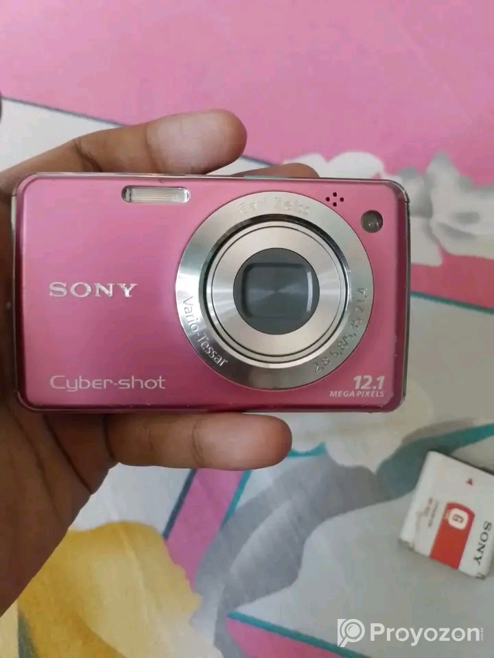 Sony Cybershot DSC-W220