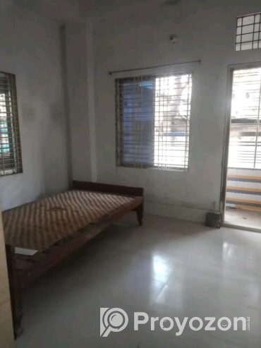 মেস ভাড়া দেওয়া হবে
