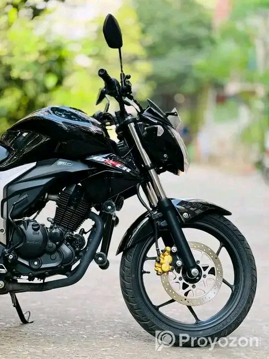 Suzuki Gixxer Monoton Black 155cc