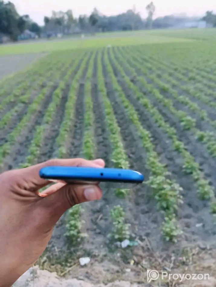 Povo M2 6/64GB (Used)