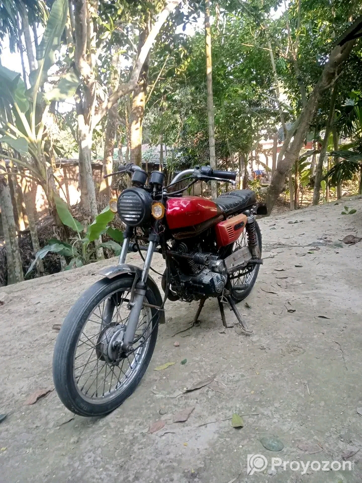 এই মুডিফাইড মোটরসাইকেল টি বিক্রি করা হইবে