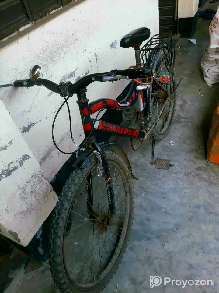 এই সাইকেল টি বিক্রি করতে চাই।