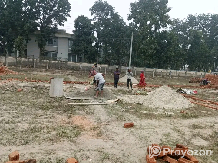 প্লট বিক্রয় চলছে