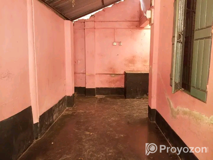 বাসা ভাড়া দেওয়া হবে ( টিনসেডের ফ্লাট)