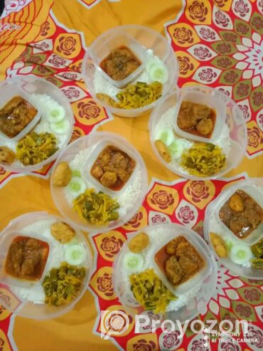 সারা মাসের লাঞ্চ ও ডিনারের ব্যবস্থা