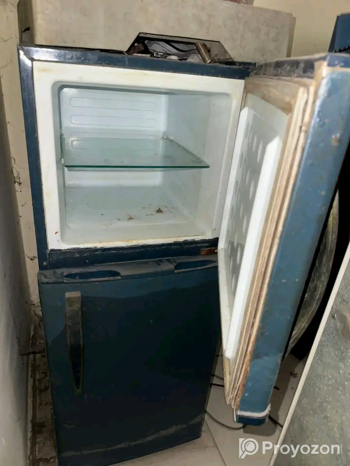 ফ্রিজ বিক্রি হবে