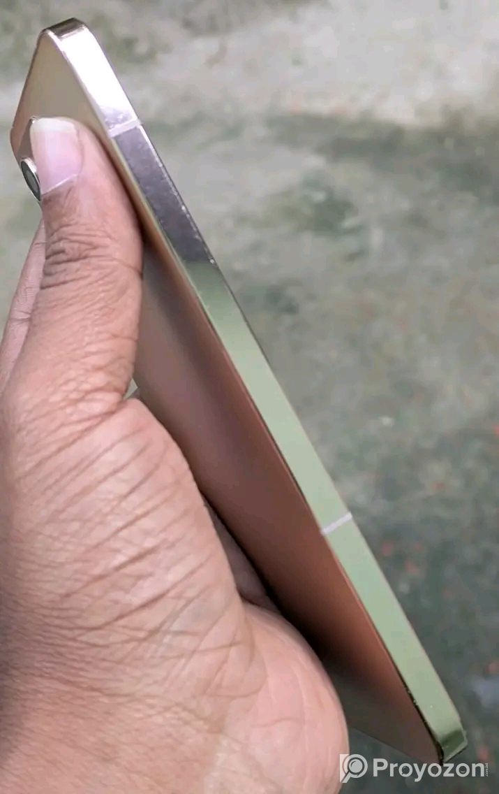 Vivo v23 5G super amulate 90Hz display