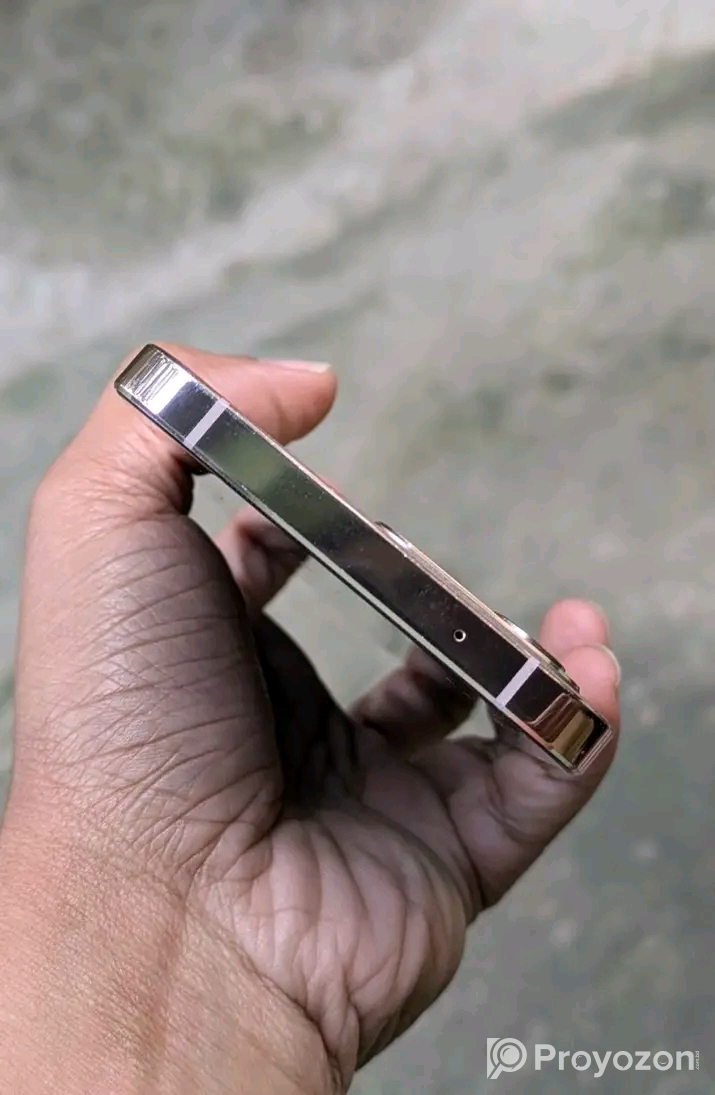 Vivo v23 5G super amulate 90Hz display