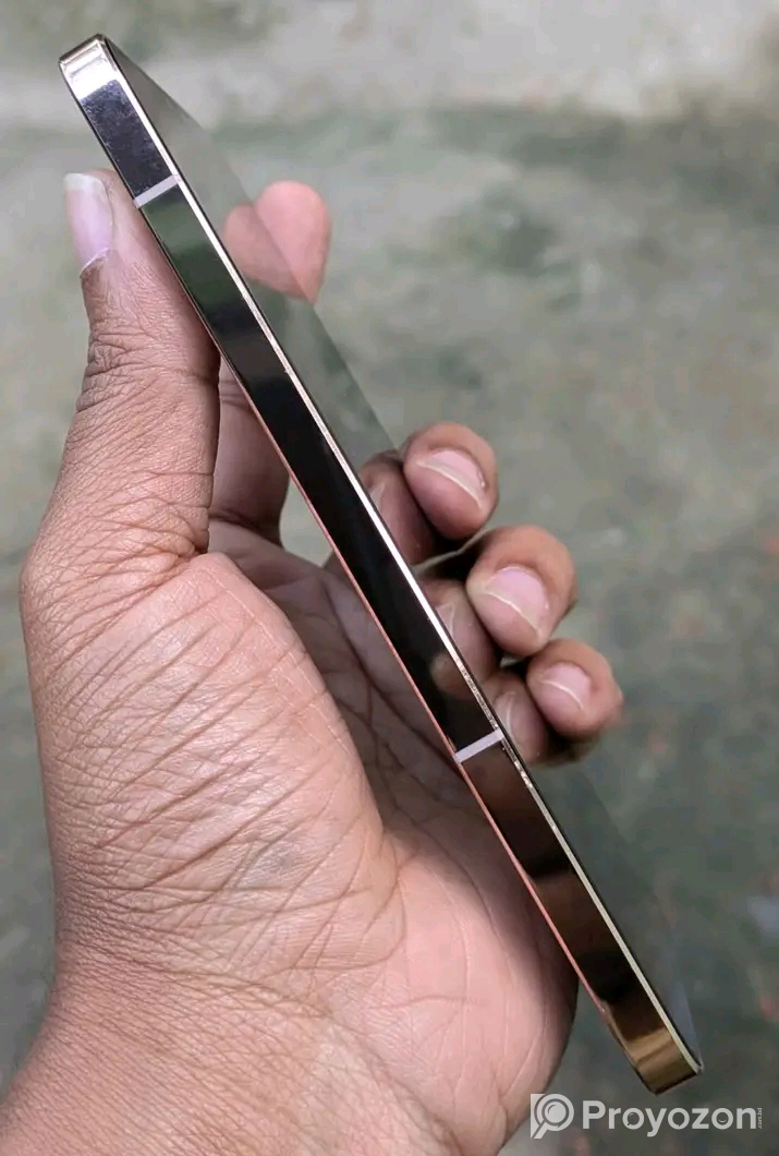 Vivo v23 5G super amulate 90Hz display