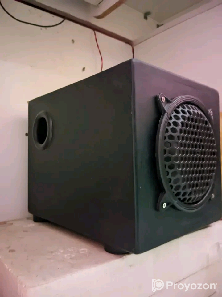 Subwoofer deep bass