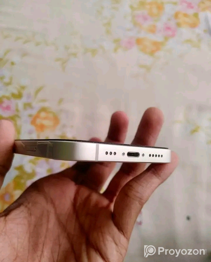 iPhone 13 4/64GB (Used)