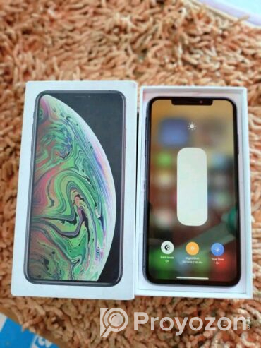 I phone xs max 256gb