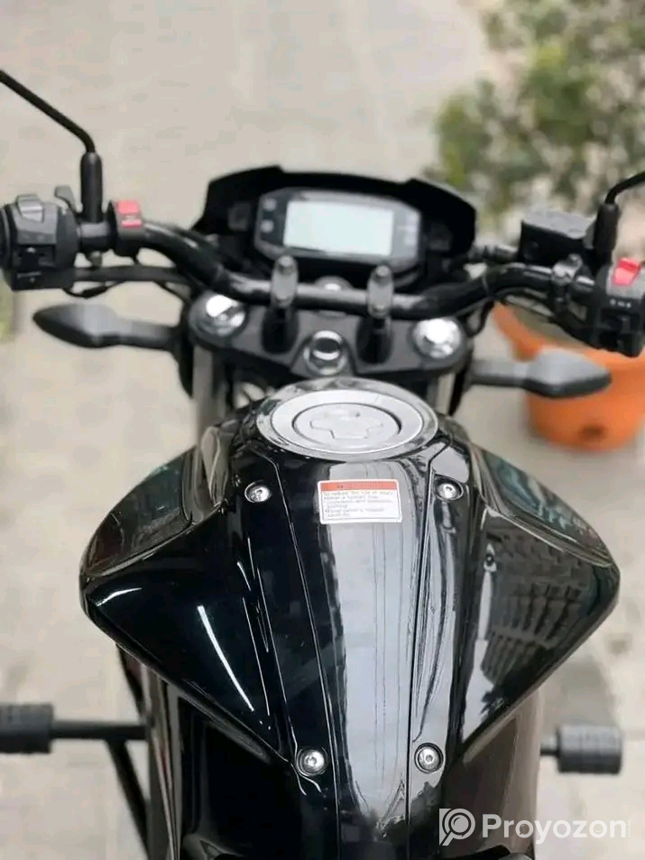 Suzuki Gixxer Monoton