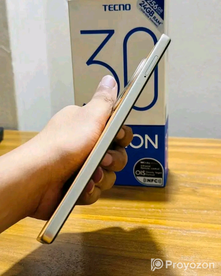 TECNO CAMON 30