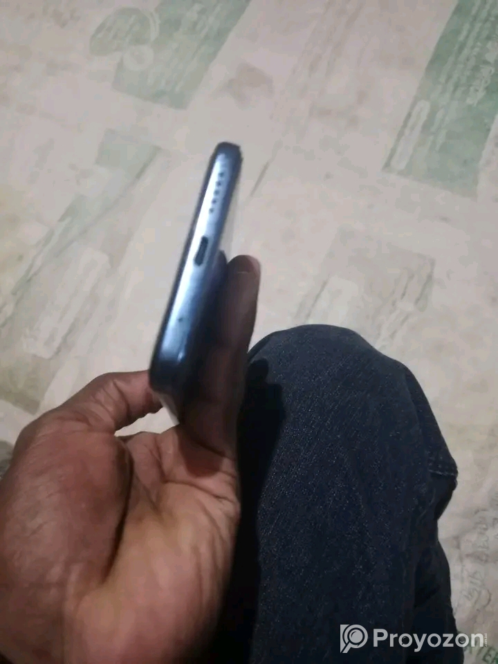 Redmi note 11 (4/64)