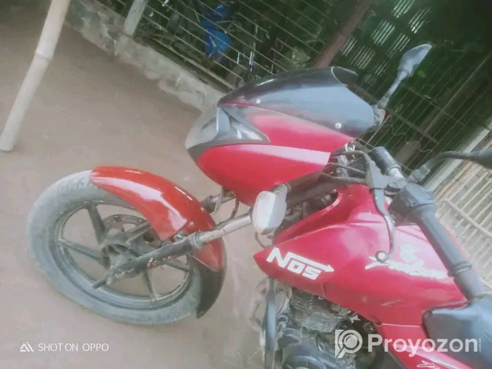 এই গাড়িটি বিক্রি করা হবে