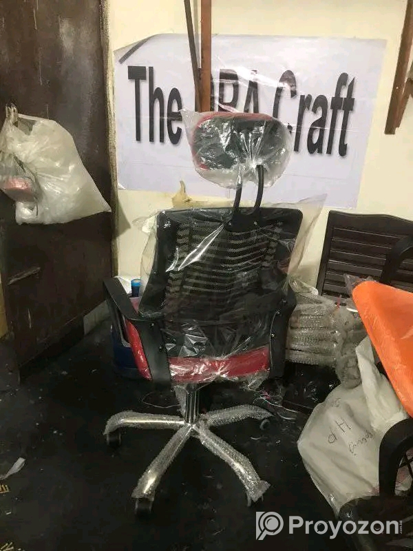 চাইনিজ পার্টস দিয়ে তৈরী অফিসিয়াল চেয়ার