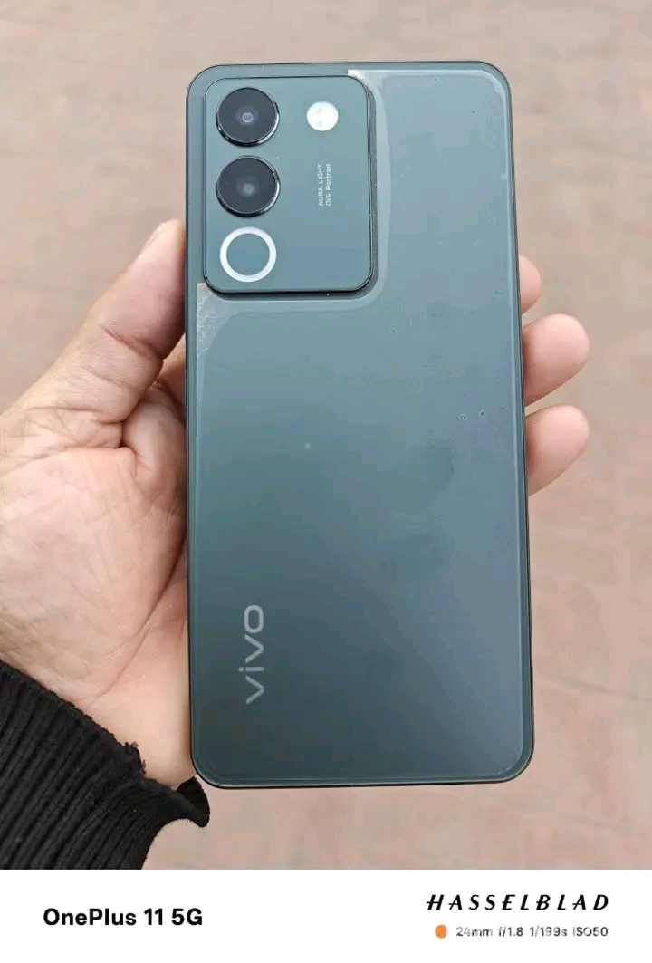 Vivo v29e 8/256GB (Used)