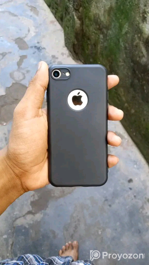 I phone 7 4/128GB (Used)