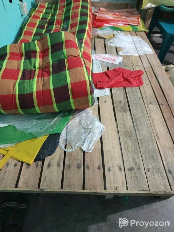 মেসের জন্য বেড বিক্রি হবে