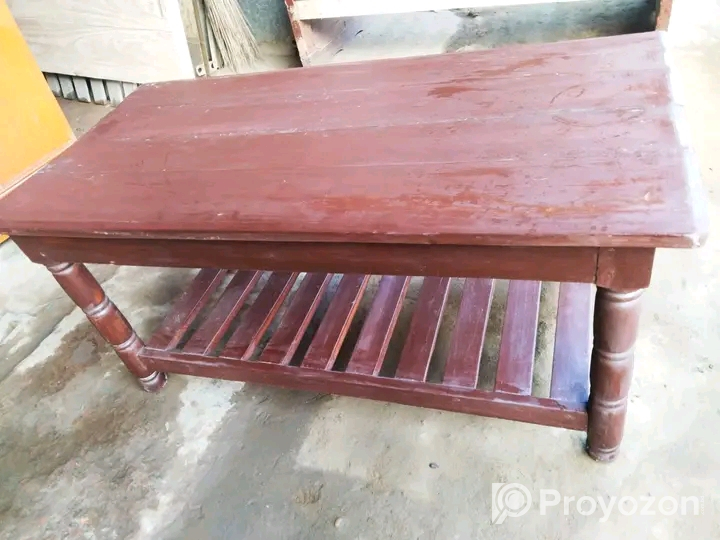 বিক্রি করা হবে টি টেবিল